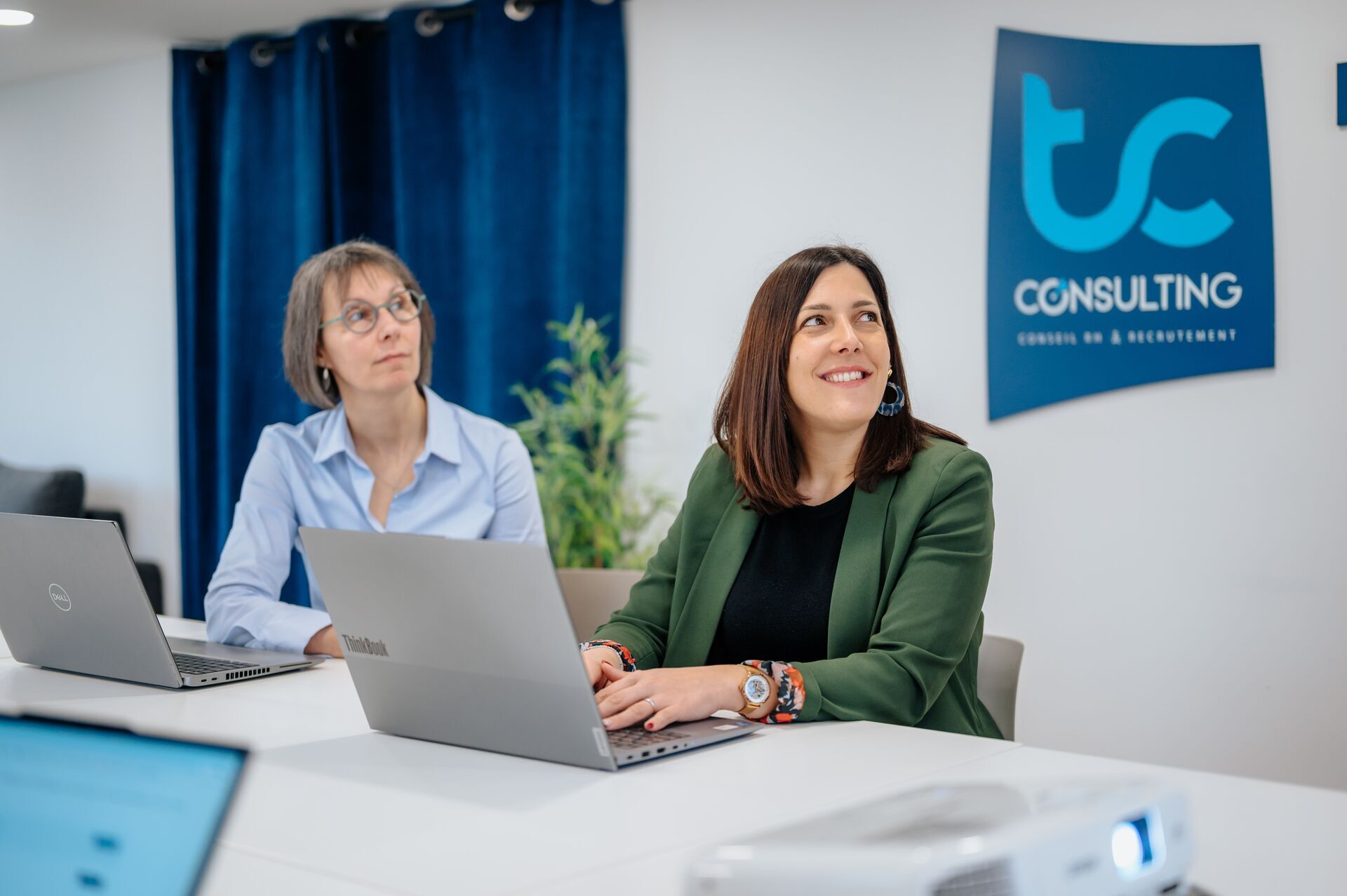 salle de réunion - équipe 12 - TC Consulting